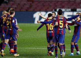 Barcelona vật vã vào chung kết trong ngày thiếu vắng Messi